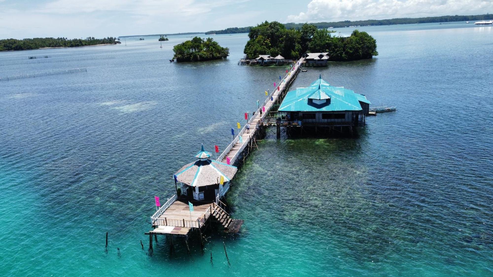 Enchanted River Rock Island Resort Hinatuan Luaran gambar