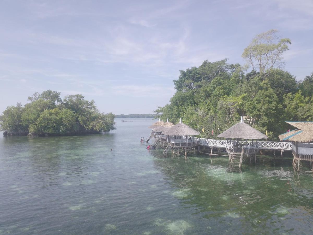Enchanted River Rock Island Resort Hinatuan Luaran gambar